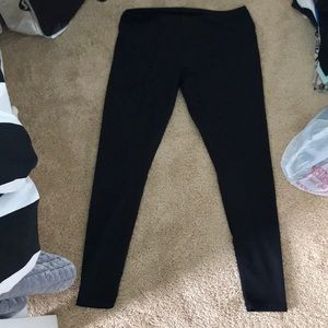 Zella Pants - Nordstrom Zella Leggings size L 1 PAIR LEFT!! Zella Pants - Nordstrom Zella Leggings size L 1 PAIR LEFT!!